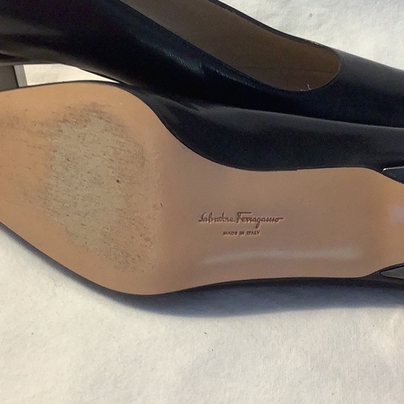Ferragamo Black Pointed Toe Heels/Pumps - Picture 6 of 9